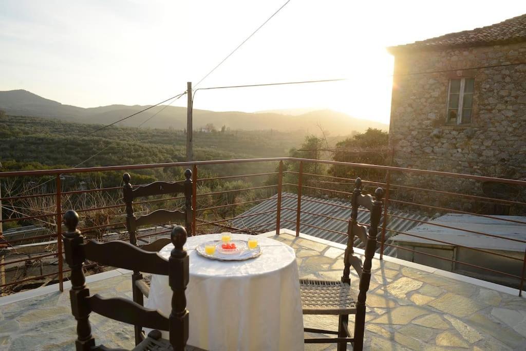 A Small Paradise In Mani With Local Hospitality Orovas Esterno foto